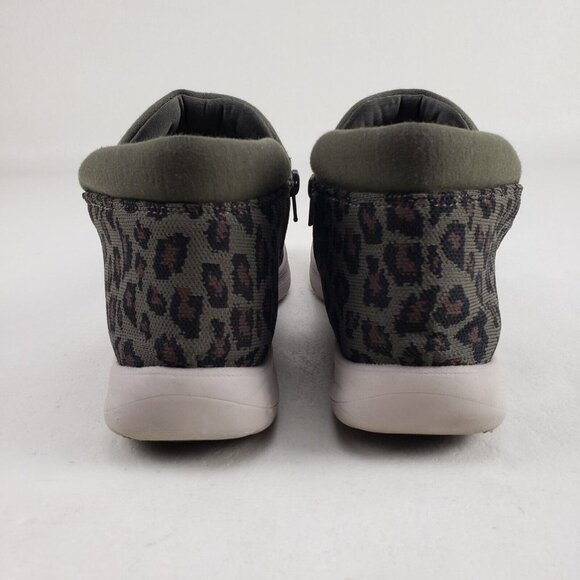 Clarks Adella Pine Ankle Boot Womens 9 Green Animal Print Side Zip Cloudstepper - Picture 7 of 10